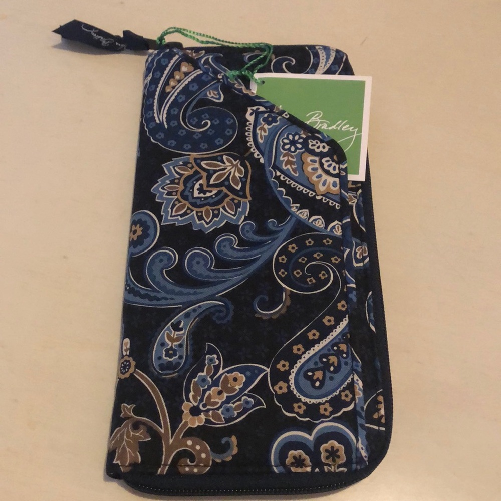 Travel organizer